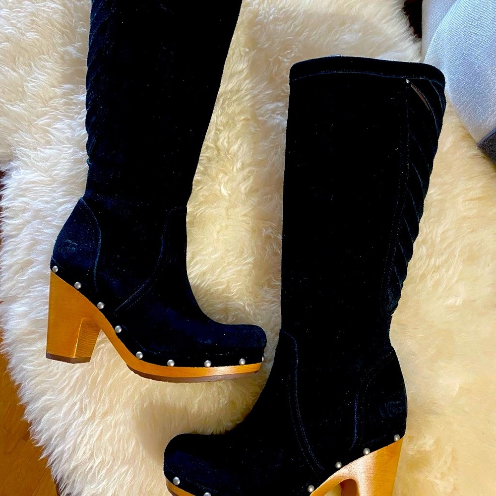 UGG RUMER TALL Black SUEDE WOODEN HEEL BOOTS SZ 9- Ret $395!